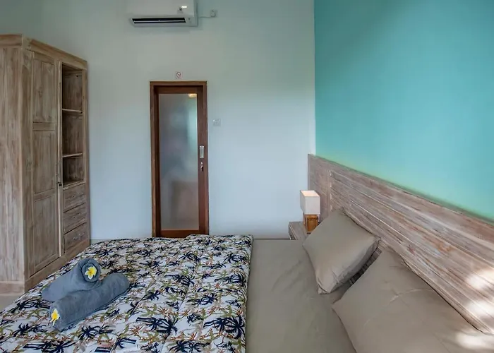 Guest house Tropical House / Britain 3*