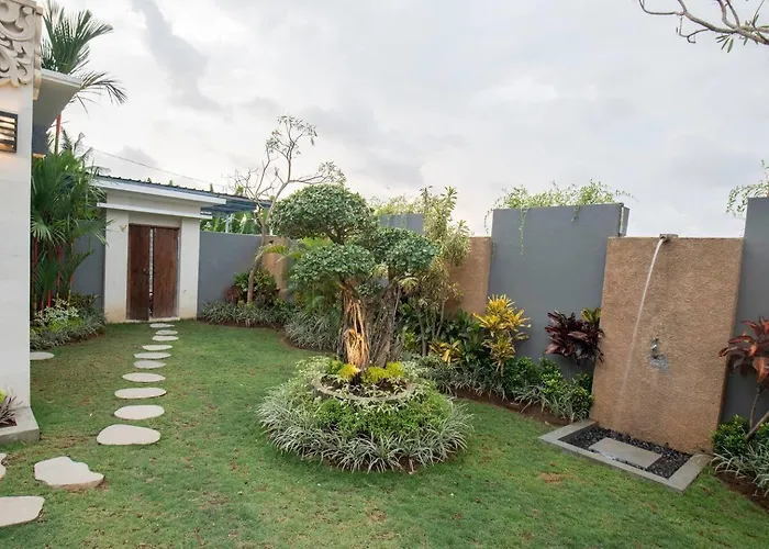 Tropical House / Britain 3*