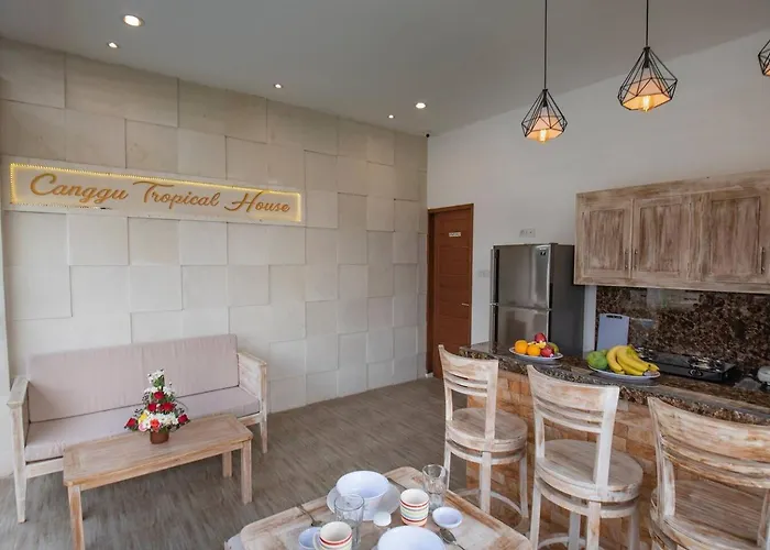 Tropical House / Britain Canggu (Bali)
